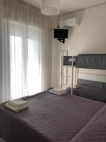 Hotel Oria Ріміні Екстер'єр фото
