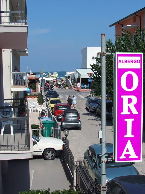 Hotel Oria Ріміні Екстер'єр фото